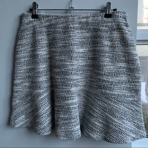 LOFT Woven Black/White Peplum Skirt